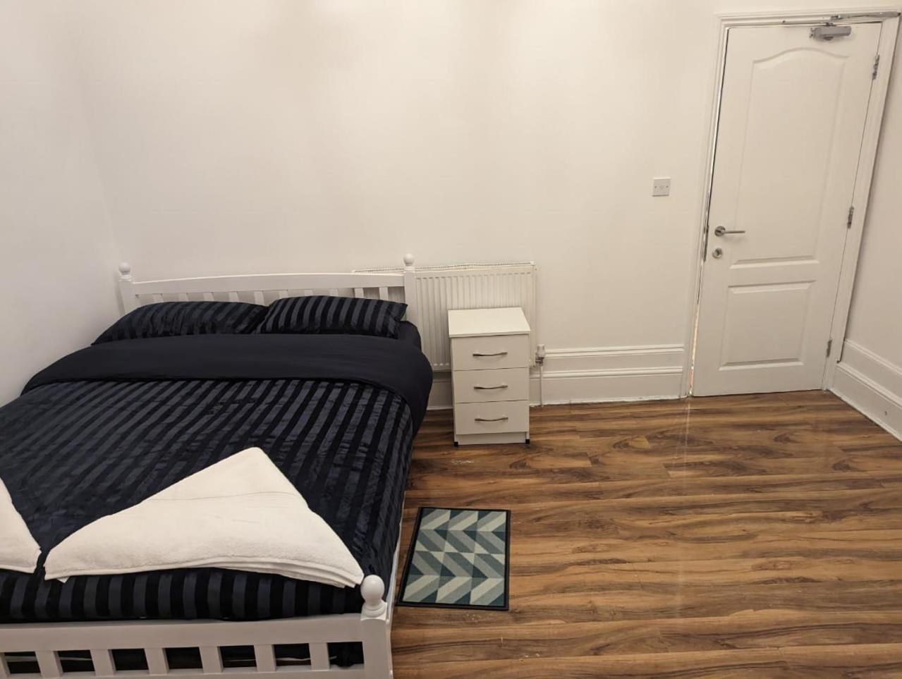 Rayan'S Lodge Stratford London Luaran gambar