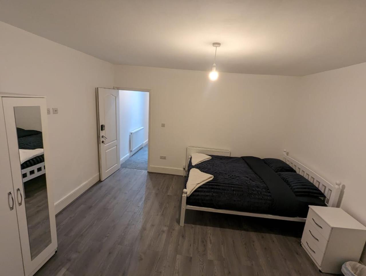 Rayan'S Lodge Stratford London Luaran gambar