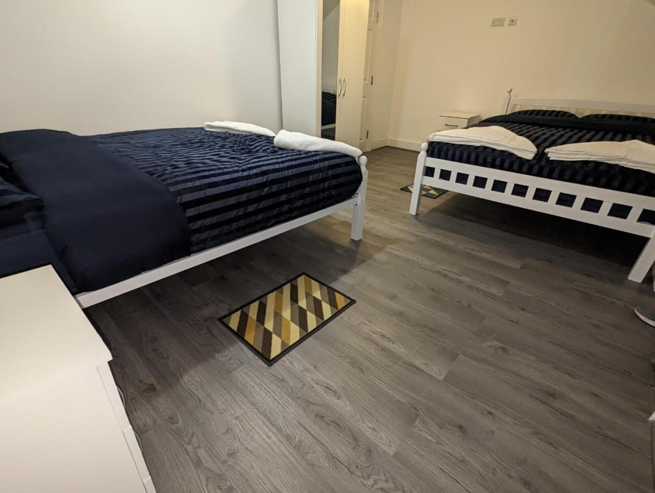 Rayan'S Lodge Stratford London Luaran gambar